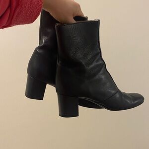 Chic Black Leather Heeled Boots